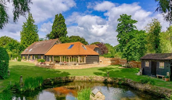 Complete construction of a country lodge - building contractors in Caterham Surrey